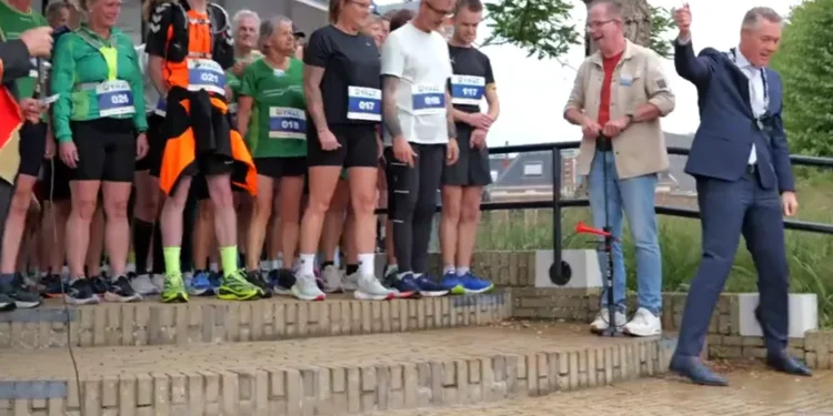 Grunniger Week: broezen deur de bouwmarkt van Oethoezen (video)