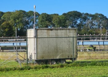 Meetpalen rond industriegebied Oosterhorn defect: ‘Dat er zo weinig bekend is, is een zorgelijke ontwikkeling’